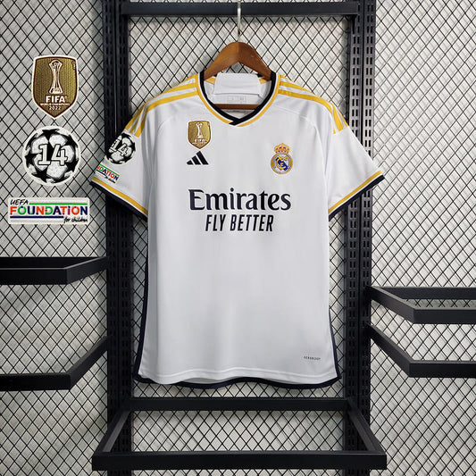 Camisa Real Madrid I 23/24 Torcedor com Patchs (Sob encomenda)