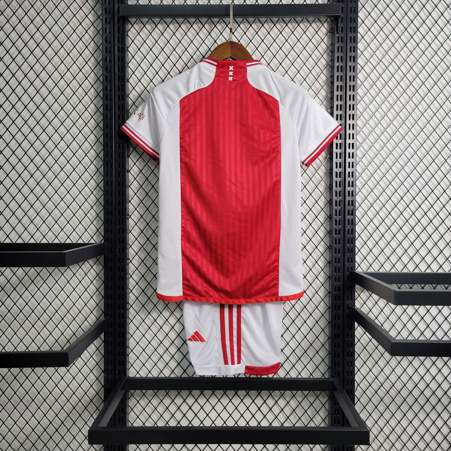 Kit Infantil Ajax I 23/24 (Sob encomenda)