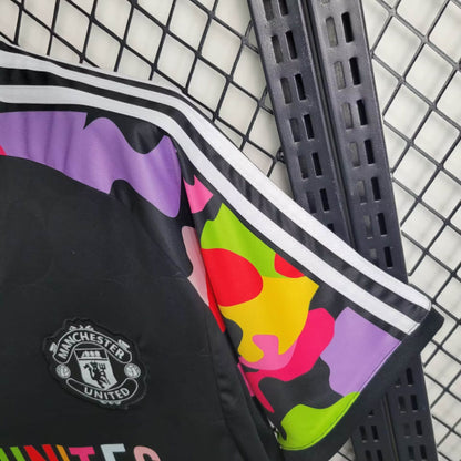 Camisa Manchester United 'Love Unites' 24/25 Torcedor (Sob encomenda)