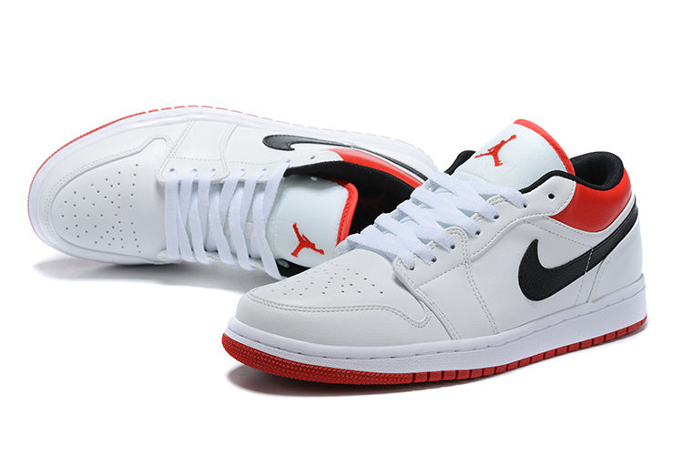 Tênis Jordan 1 Low White University Red Black (Sob encomenda)