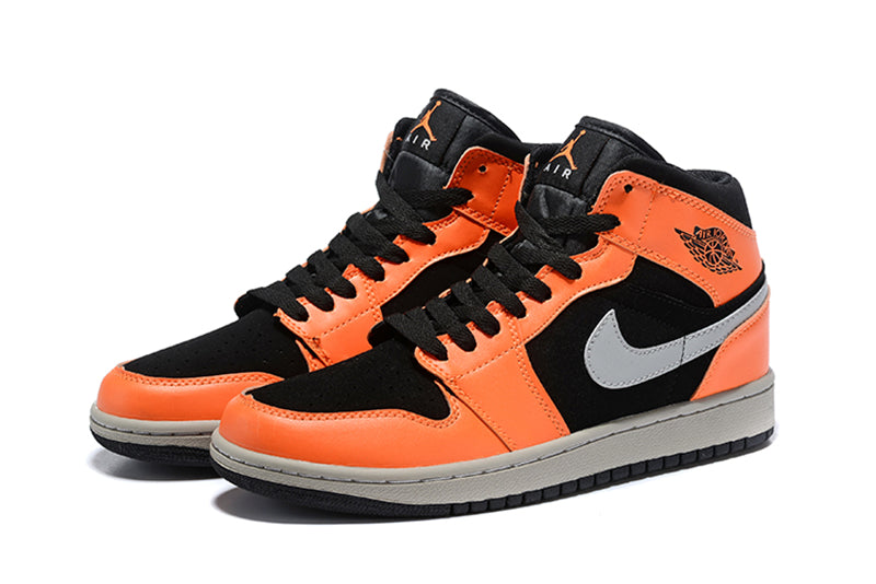 Tênis Jordan 1 Mid Black Cone (Sob encomenda)