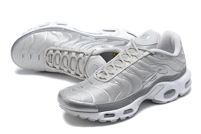 Tênis Nike Air Max Plus Metallic Silver (Sob encomenda)