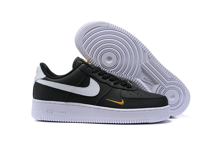 Tênis Nike Air Force 1 Low 07 Essential Black White (Sob encomenda)