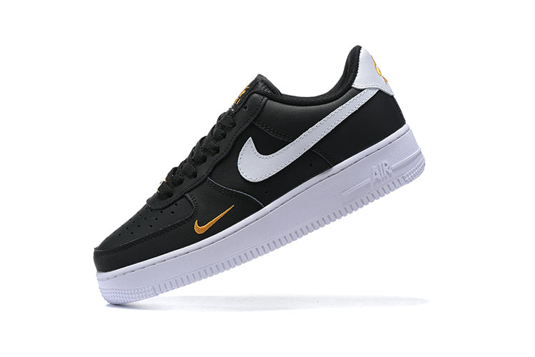 Tênis Nike Air Force 1 Low 07 Essential Black White (Sob encomenda)