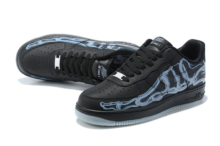 Tênis Nike Air Force 1 Low Black Skeleton Halloween (Sob encomenda)