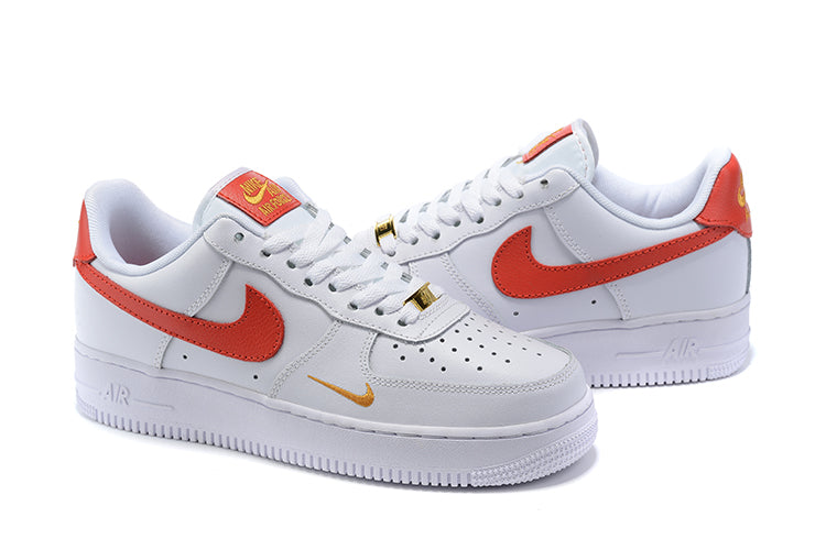 Tênis Nike Air Force 1 Low Essential Gym Red Mini Swoosh (Sob encomenda)