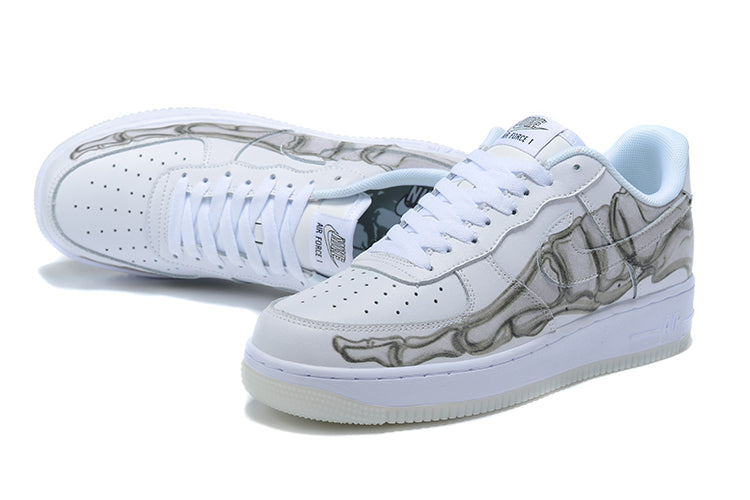 Tênis Nike Air Force 1 Low Skeleton Halloween (Sob encomenda)