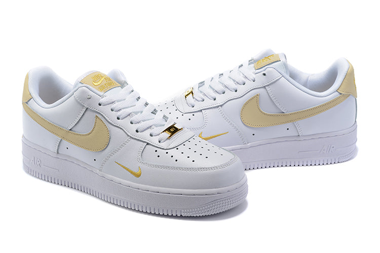 Tênis Nike Air Force 1 Low '07 Essential White Beige (Sob encomenda)