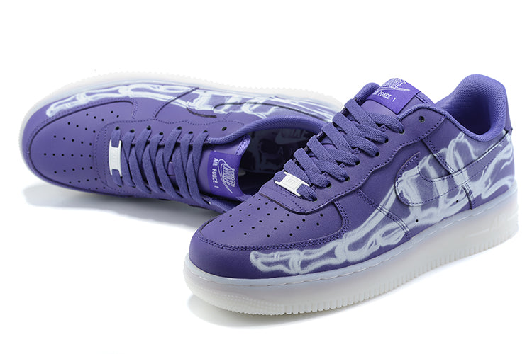 Tênis Nike Air Force 1 Low '07 QS Purple Skeleton Halloween (Sob encomenda)