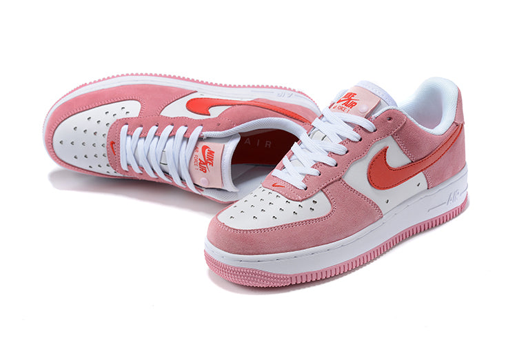 Tênis Nike Air Force 1 Low '07 QS Valentine's Day Love Letter (Sob encomenda)