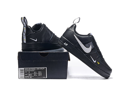 Tênis Nike Air Force 1 Utility Black White (Sob encomenda)