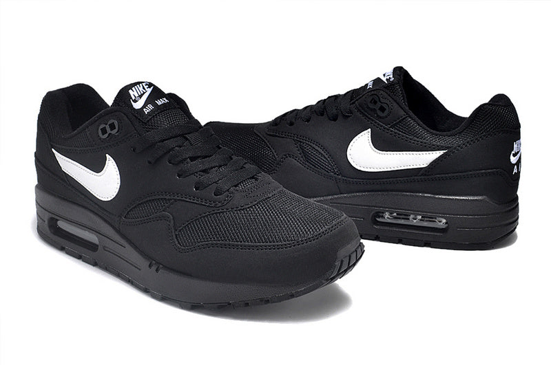 Tênis Nike Air Max 1 Black White Swoosh (Sob encomenda)