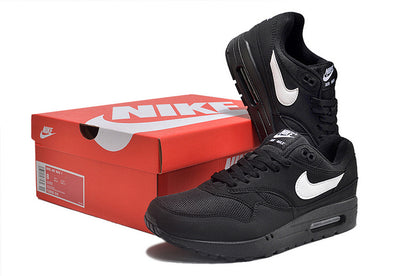 Tênis Nike Air Max 1 Black White Swoosh (Sob encomenda)