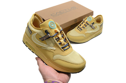 Tênis Nike Air Max 1 Travis Scott Cactus Jack Saturn Gold (Sob encomenda)