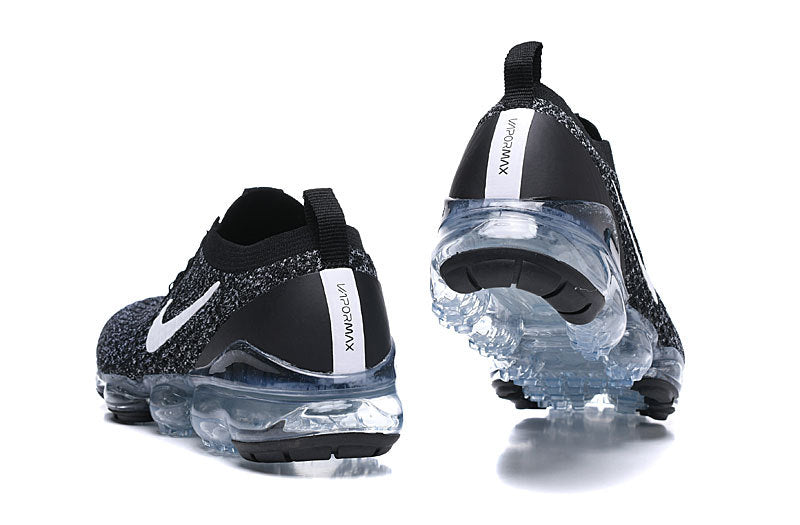 Tênis Nike Air VaporMax Flyknit 3 Oreo (Sob encomenda)