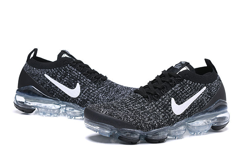 Tênis Nike Air VaporMax Flyknit 3 Oreo (Sob encomenda)