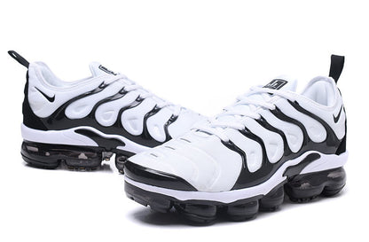 Tênis Nike Air VaporMax Plus Black White (Sob encomenda)