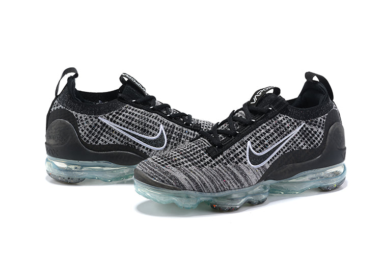 Tênis Nike Air VaporMax 2021 Flyknit Oreo (Sob encomenda)