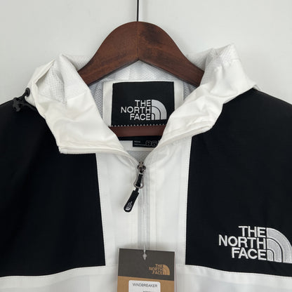 Corta Vento The North Face White and Black (Sob encomenda)