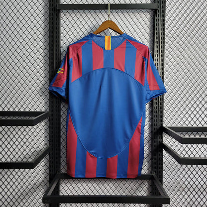 Camisa Barcelona I 05/06 Retrô (Sob encomenda)