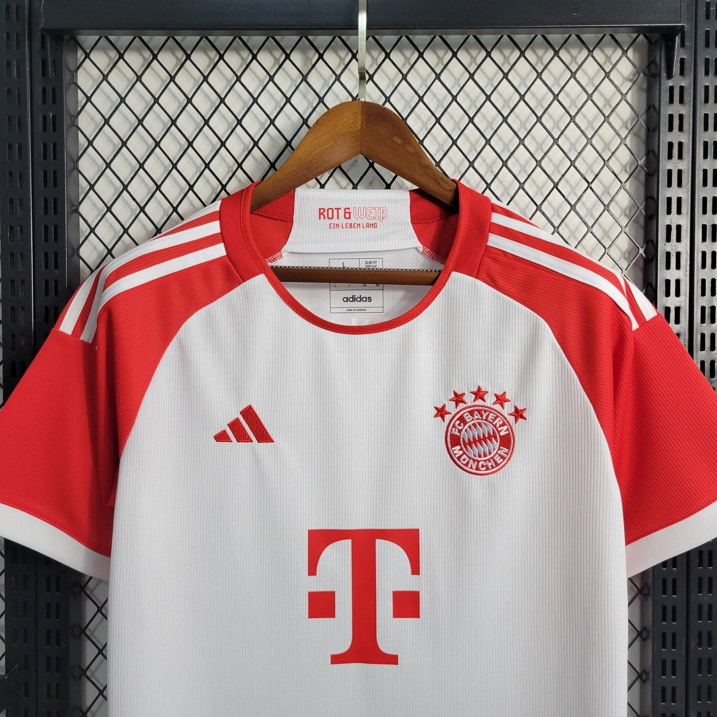 Camisa Bayern de Munique I 23/24 Torcedor (Sob encomenda)