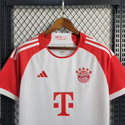 Camisa Bayern de Munique I 23/24 Torcedor (Sob encomenda)