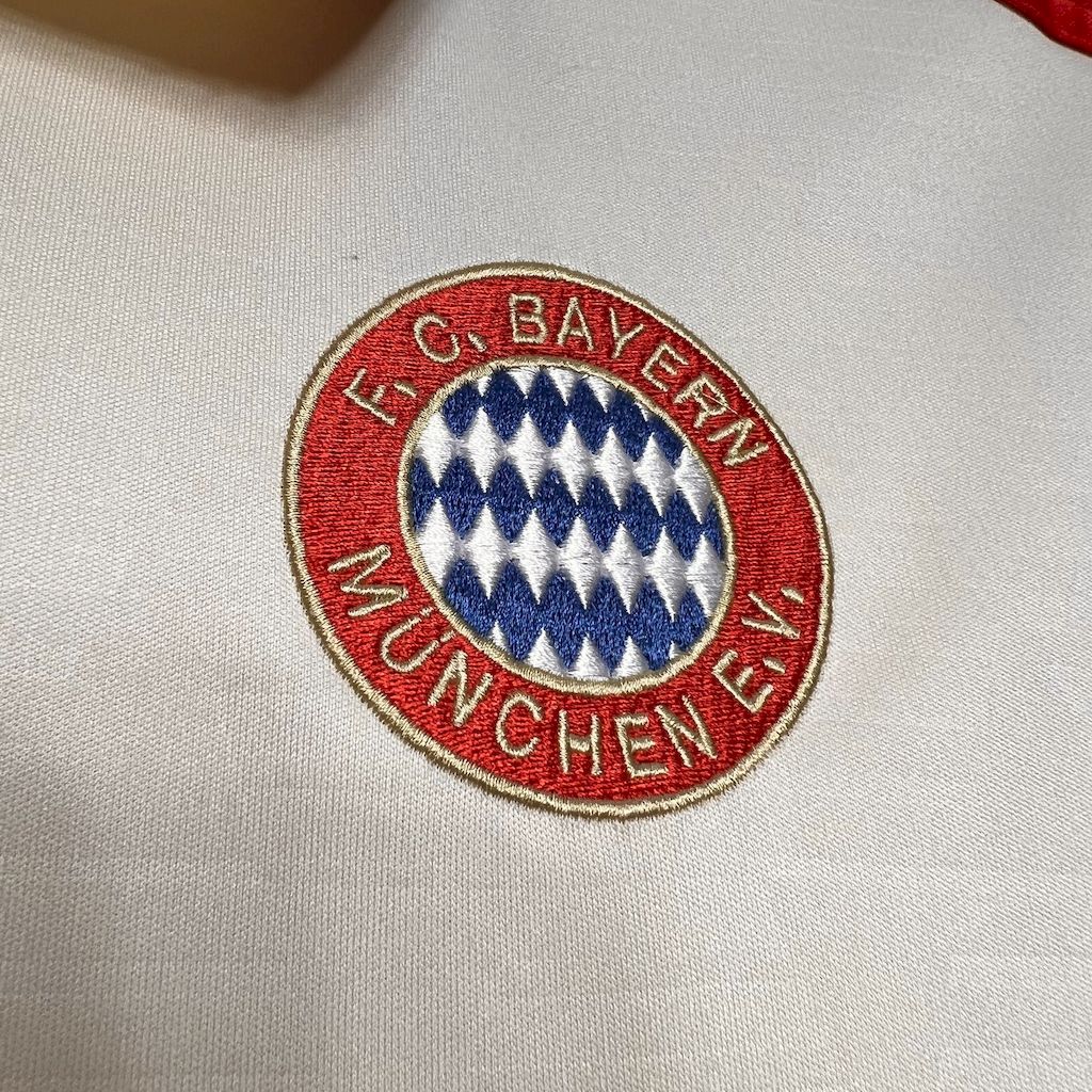 Camisa Bayern de Munique III 24/25 Torcedor (Sob encomenda)