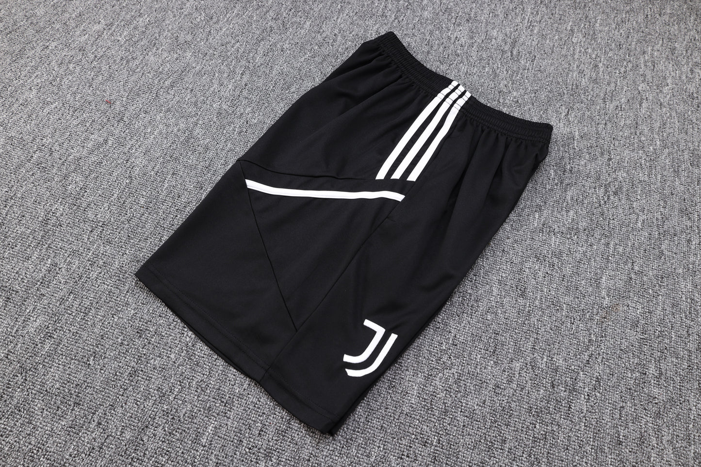 Conjunto de Treino Juventus 23/24 (Sob encomenda)