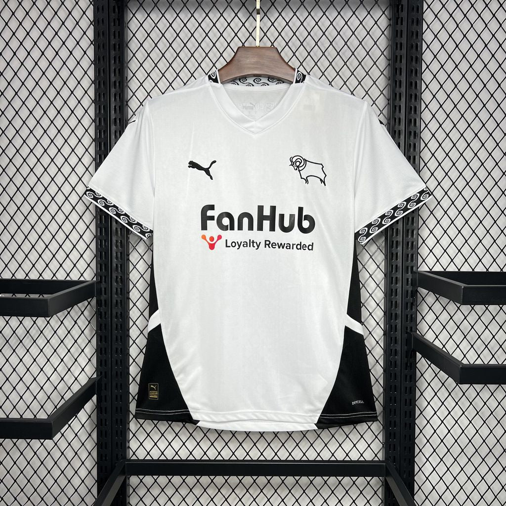 Camisa Derby County I 24/25 Torcedor (Sob encomenda)