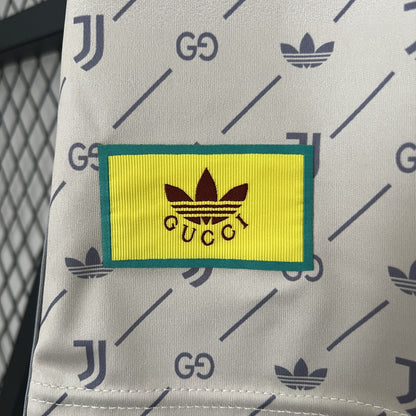 Camisa Juventus Edição Especial 24/25 Torcedor (Sob encomenda)