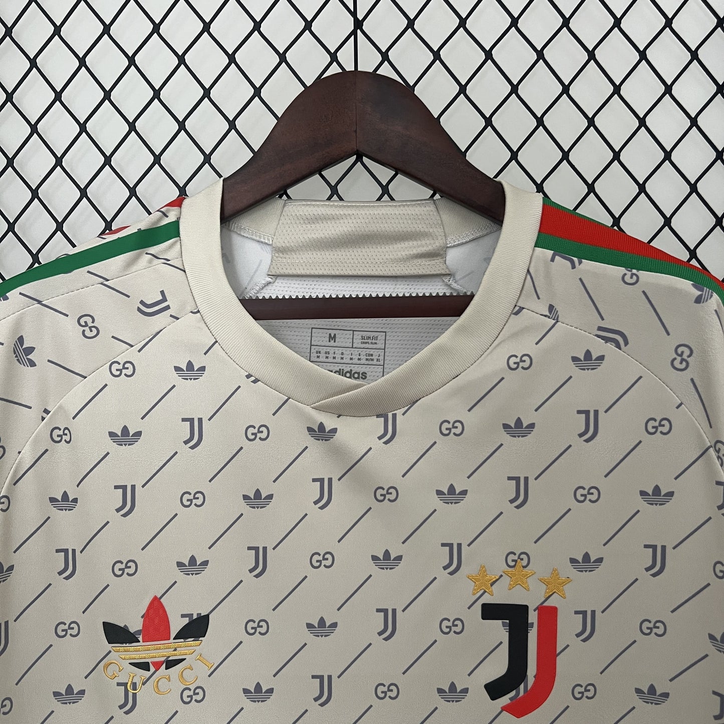 Camisa Juventus Edição Especial 24/25 Torcedor (Sob encomenda)