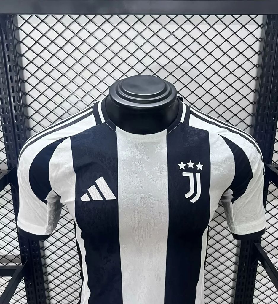 Camisa Juventus I 24/25 Jogador (Sob encomenda)