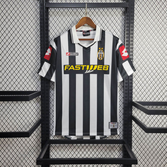 Camisa Juventus I 01/02 Retrô (Sob encomenda)