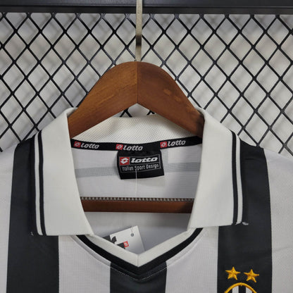 Camisa Juventus I 01/02 Retrô (Sob encomenda)