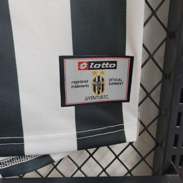 Camisa Juventus I 01/02 Retrô (Sob encomenda)