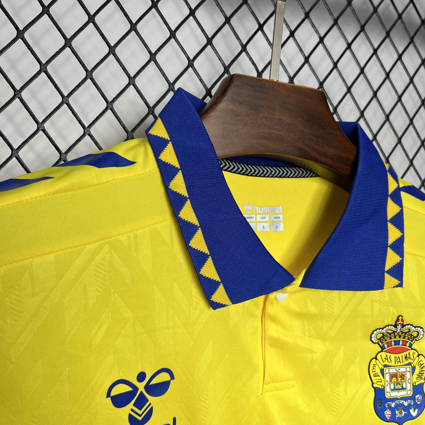 Camisa Las Palmas I 24/25 Torcedor (Sob encomenda)