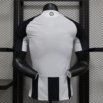 Camisa Newcastle I 24/25 Jogador (Sob encomenda)