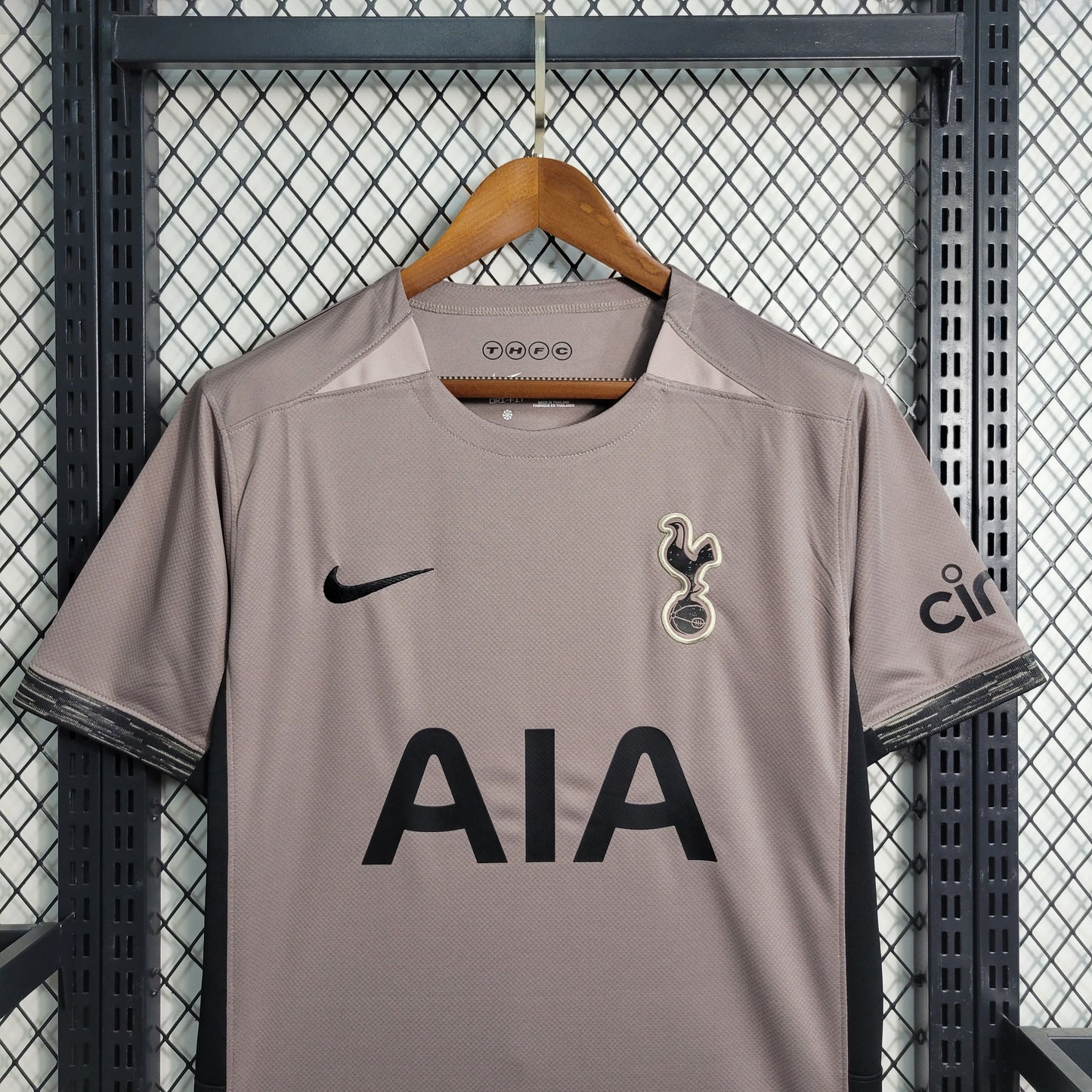 Camisa Tottenham III 23/24 Torcedor (Sob encomenda)