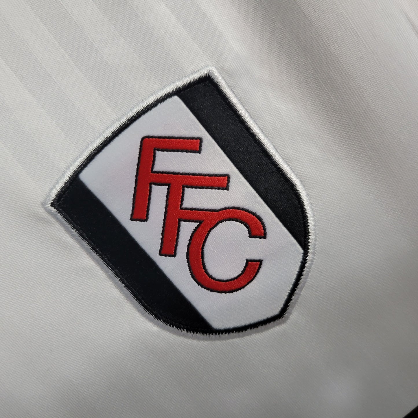 Camisa Fulham I 23/24 Torcedor (Sob encomenda)