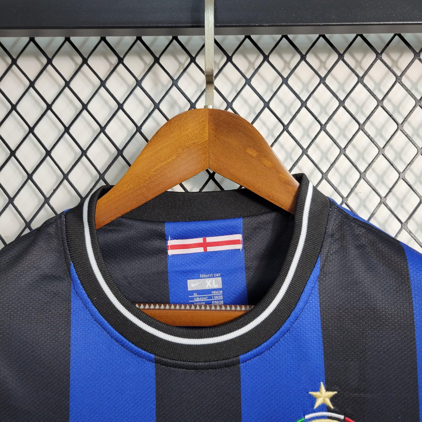 Camisa Inter de Milão I 09/10 Retrô (Sob encomenda)