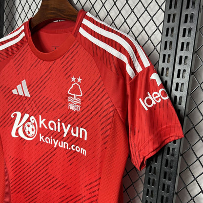 Camisa Nottingham Forest I 24/25 Torcedor (Sob encomenda)