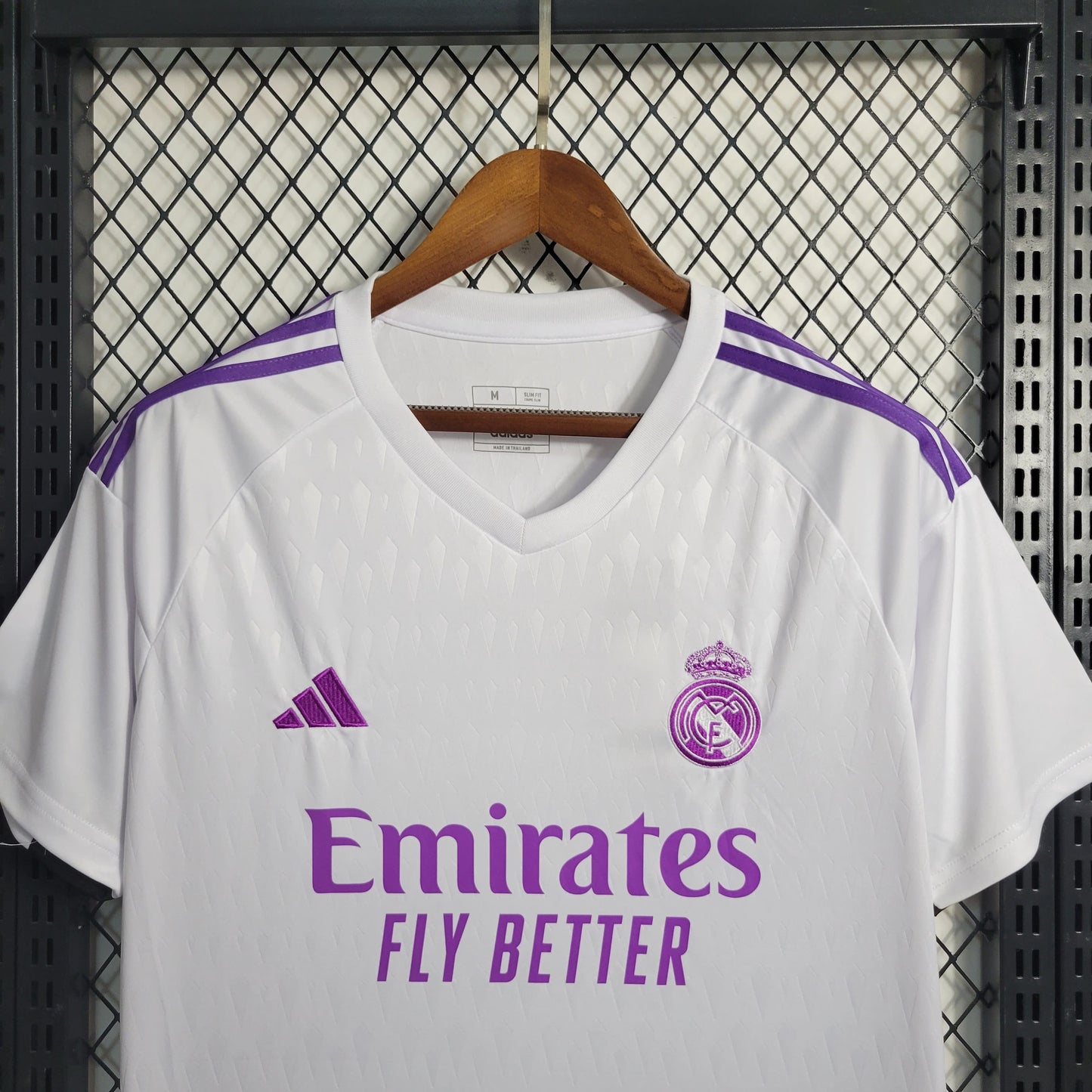 Camisa Real Madrid Goleiro 23/24 Torcedor (Sob encomenda)