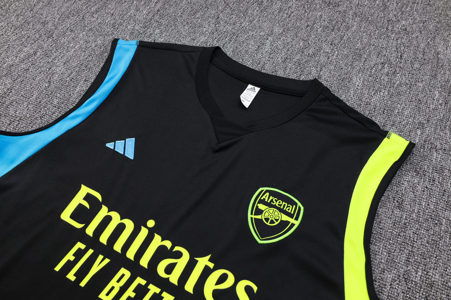 Conjunto de Treino Arsenal 23/24 (Sob encomenda)