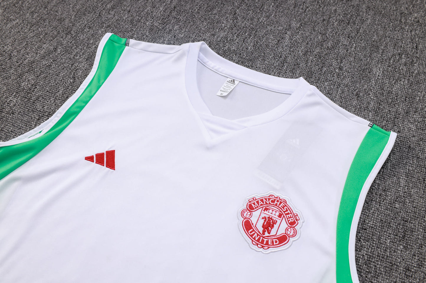 Conjunto de Treino Manchester United 23/24 (Sob encomenda)