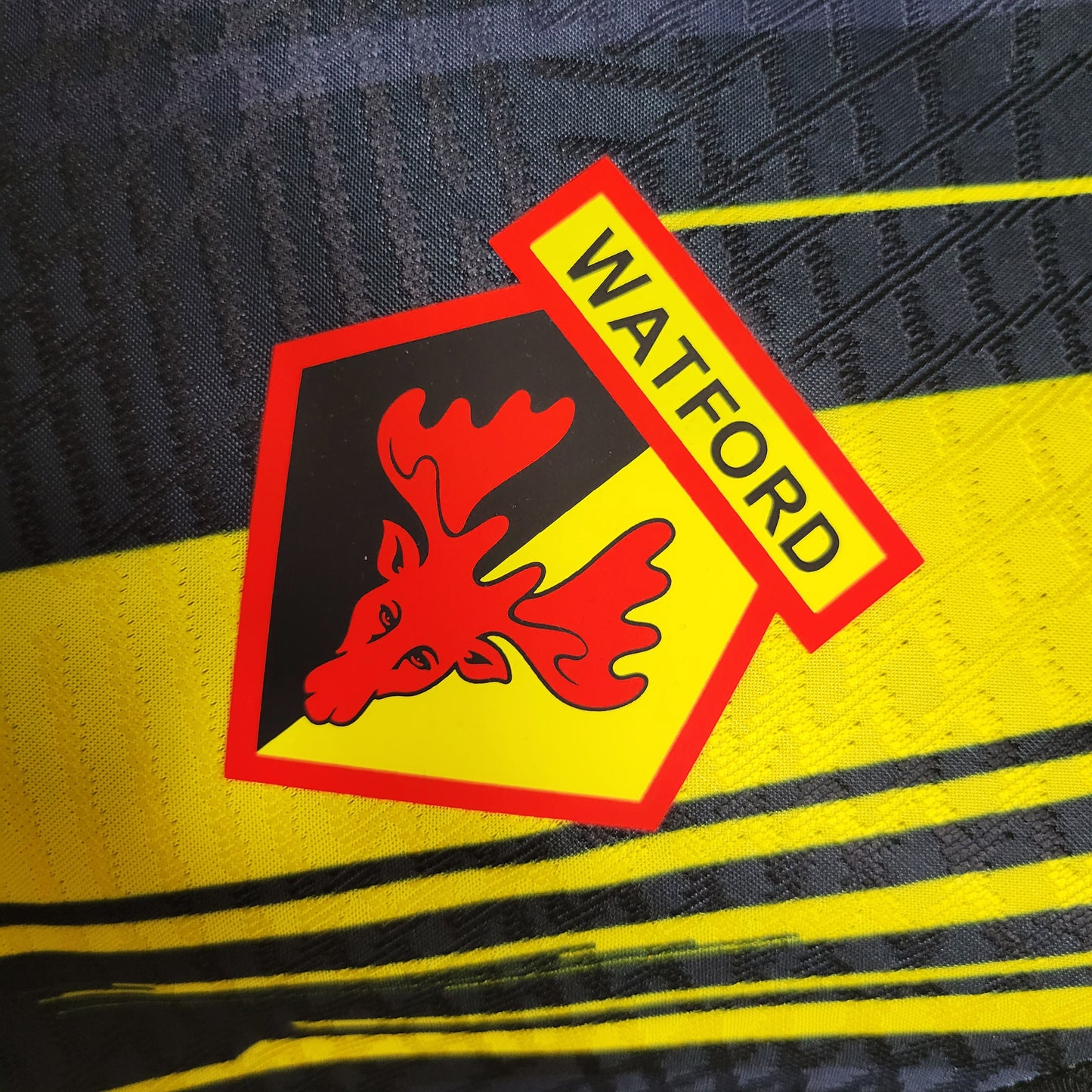 Camisa Watford I 23/24 Jogador (Sob encomenda)