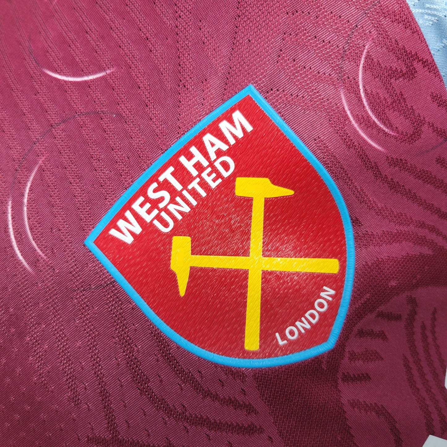 Camisa West Ham I 23/24 Jogador (Sob encomenda)