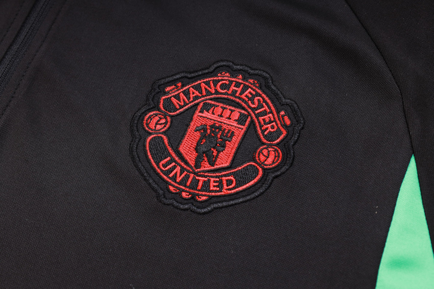 Agasalho de Treino Manchester United 23/24 (Sob encomenda)