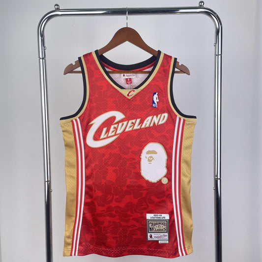 Regata Cleveland Cavaliers NBA 2003 Bape X Mitchell And Ness Hardwood Classics Masculina (Sob encomenda)