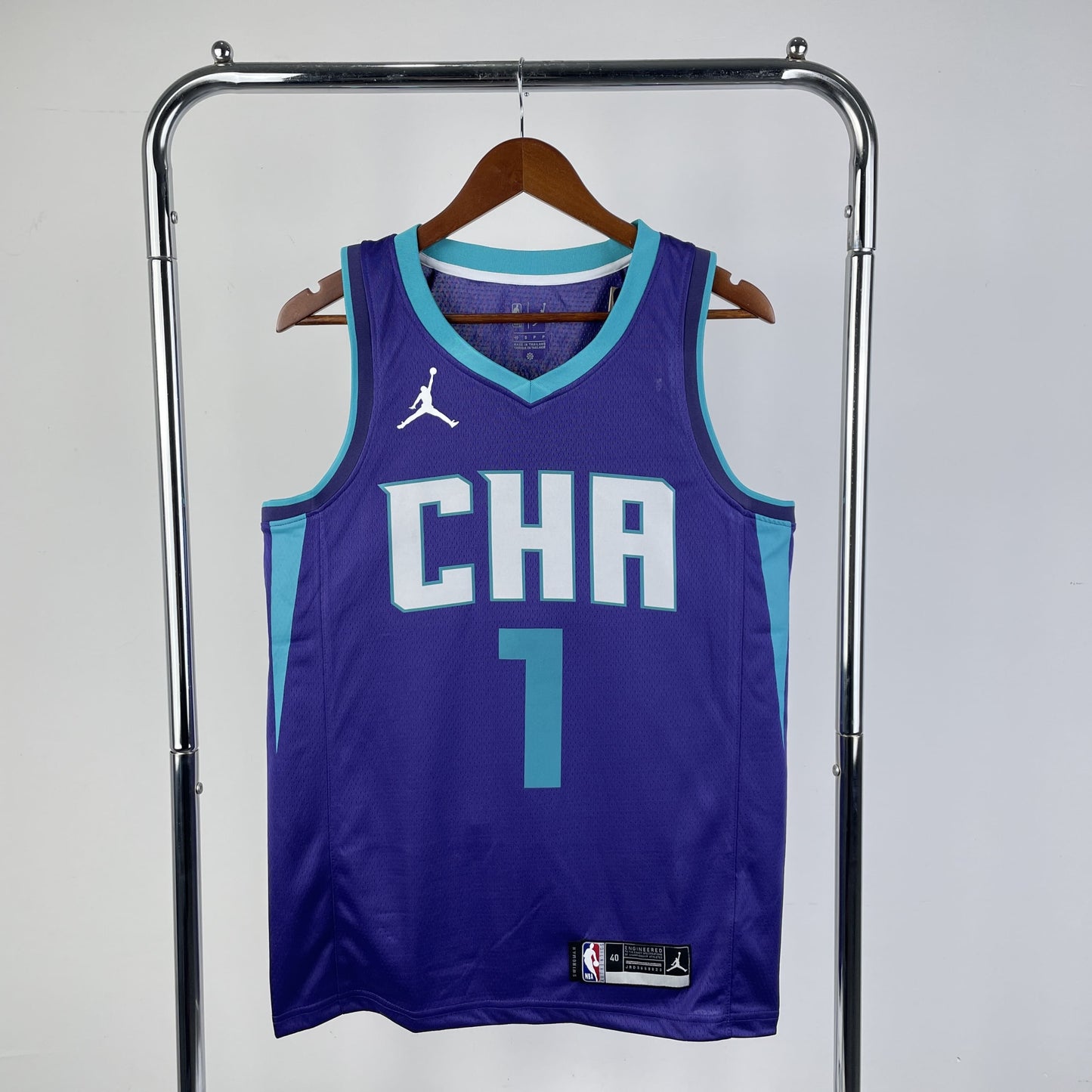 Regata Charlotte Hornets NBA 2020 Statement Edition Swingman Masculina (Sob encomenda)