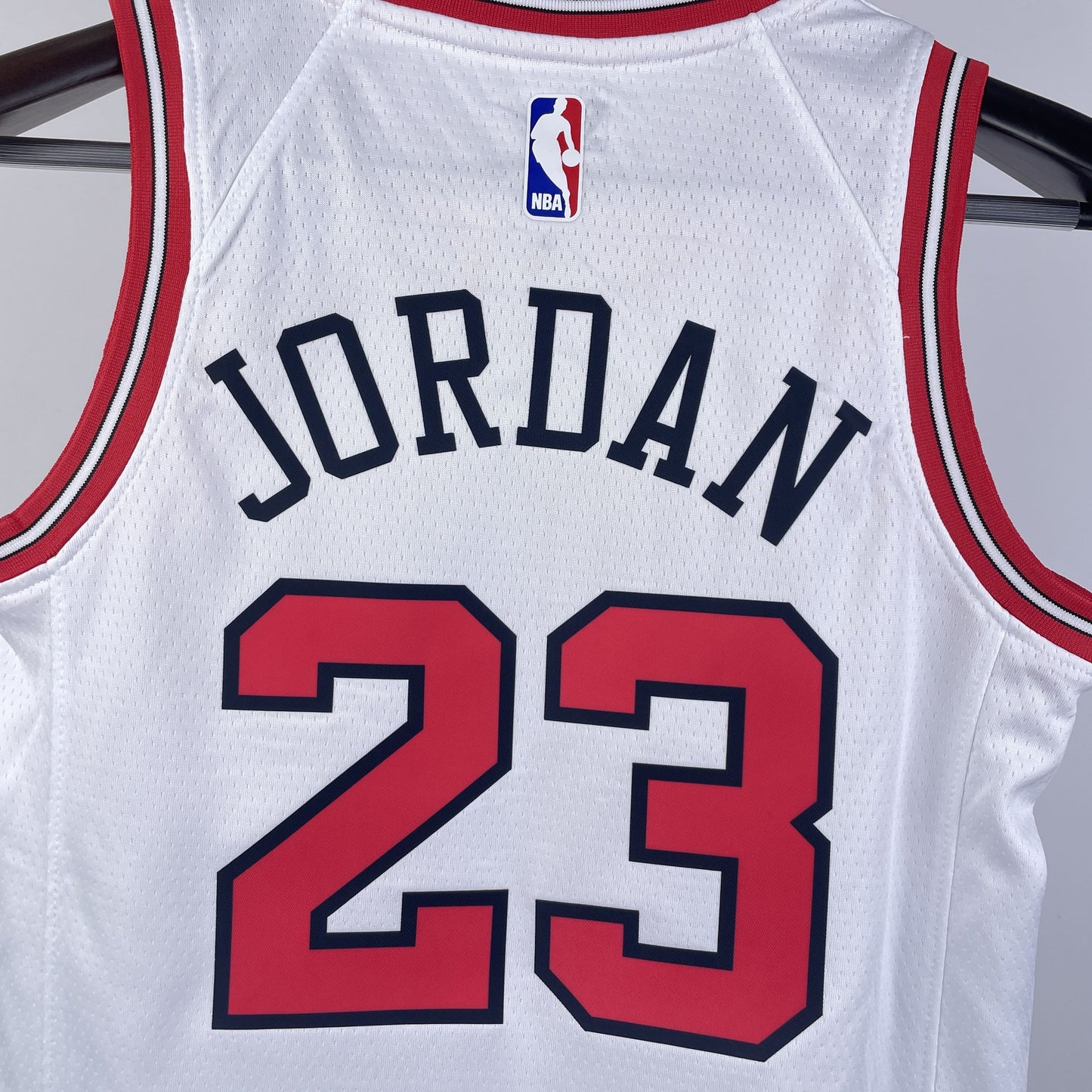 Regata Chicago Bulls NBA 2023 Association Edition Swingman Masculina (Sob encomenda)